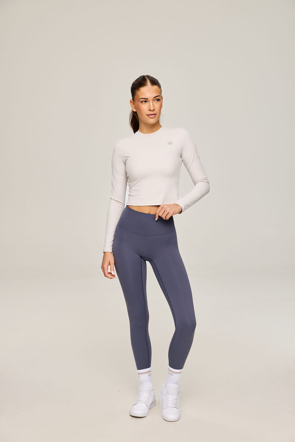 Align High Rise Leggings in Grey