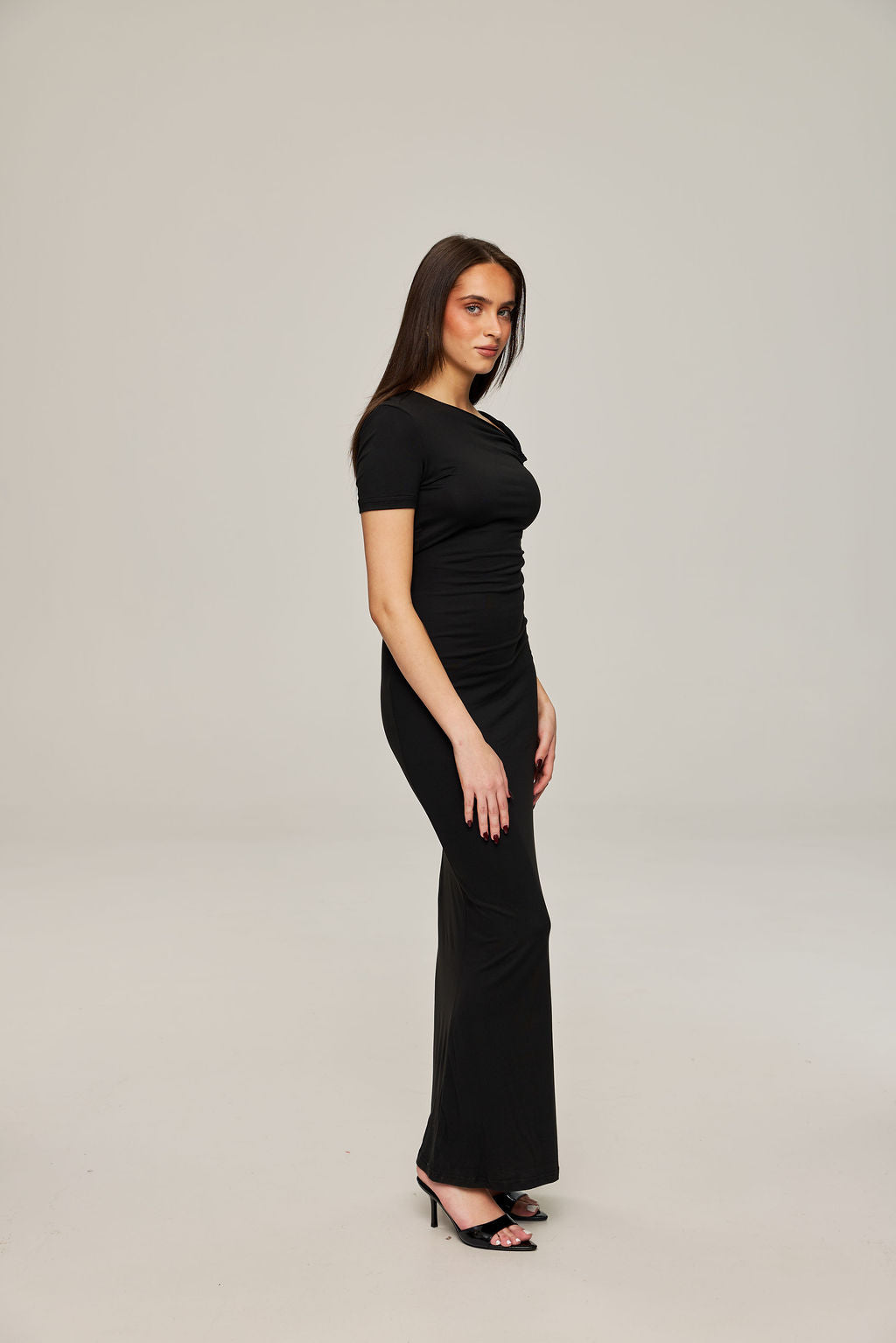 Céleste in Black
