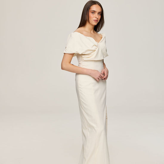 Delta in Beige
