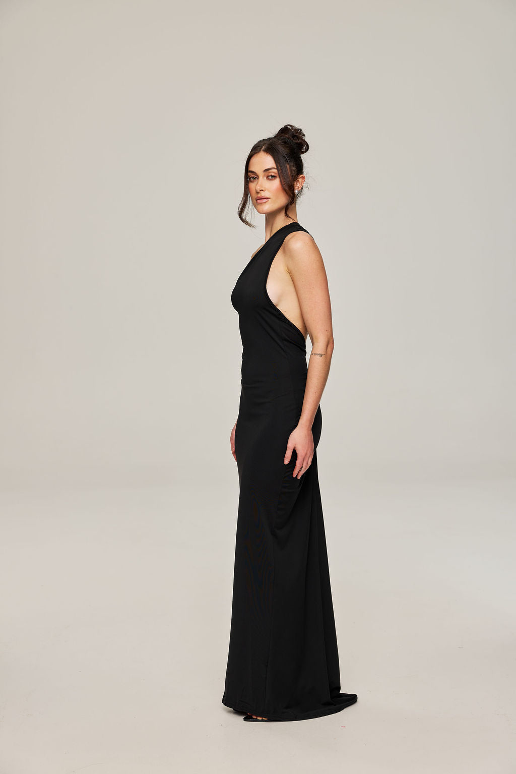 Étoile Noir in black
