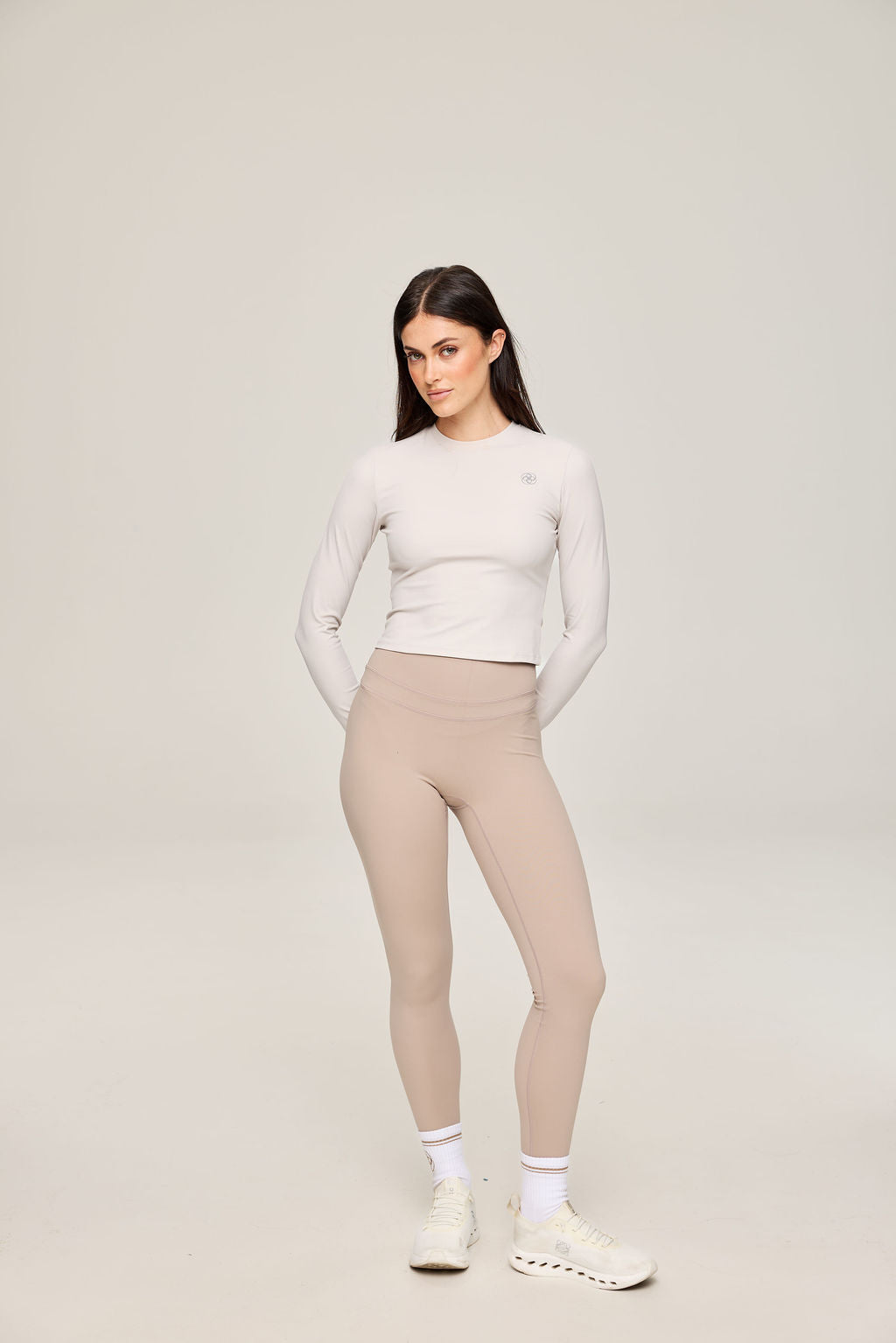 Élan Sculpt Top in Beige