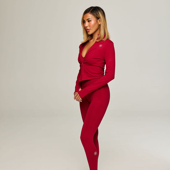 Frame Fit High Rise in Burgundy