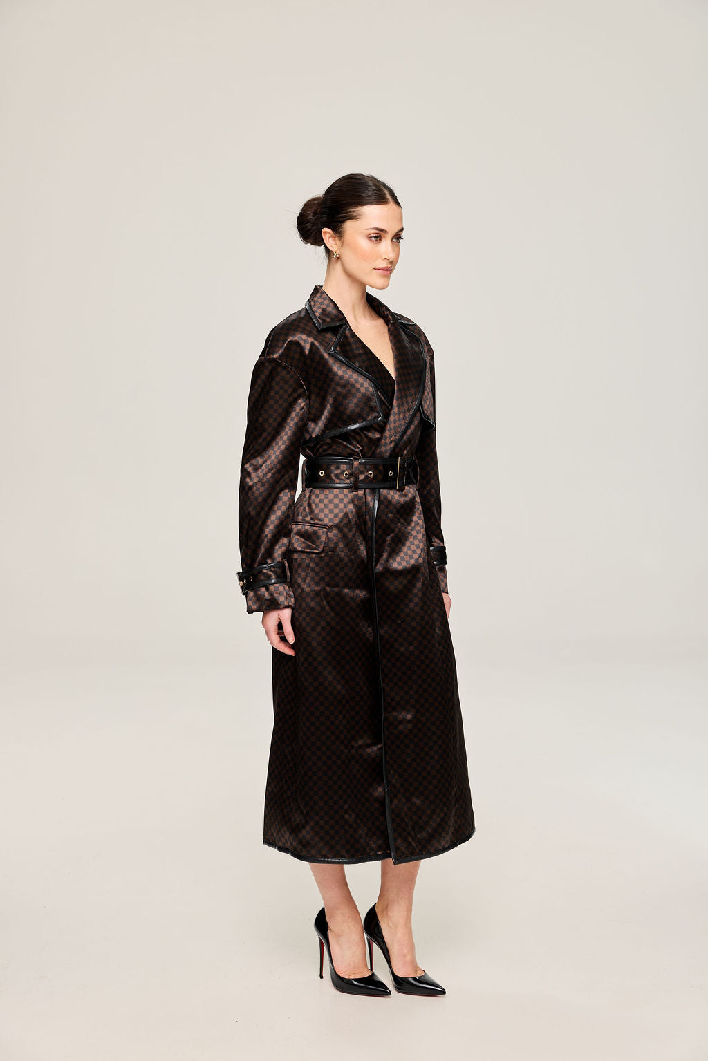 Goli in Brown