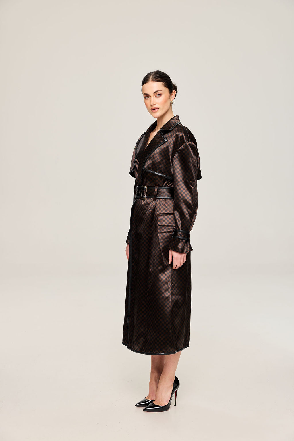 Goli in Brown