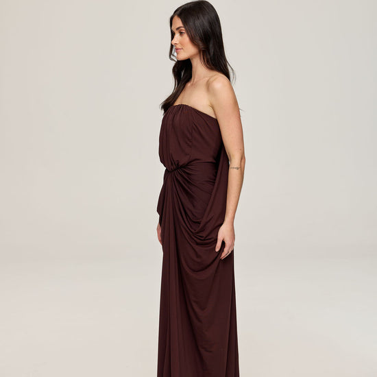 HANA in Brown