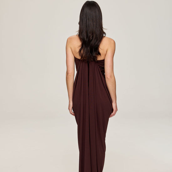 HANA in Brown