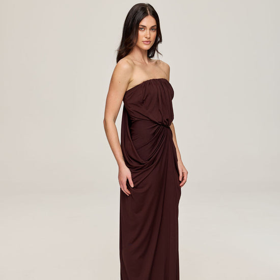 HANA in Brown