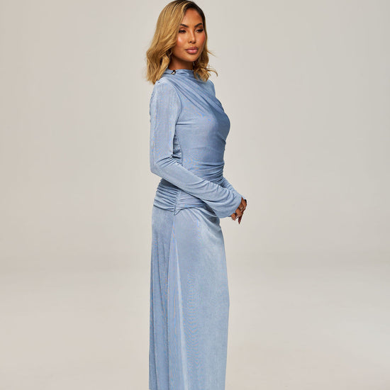 JASIEL in BABY BLUE