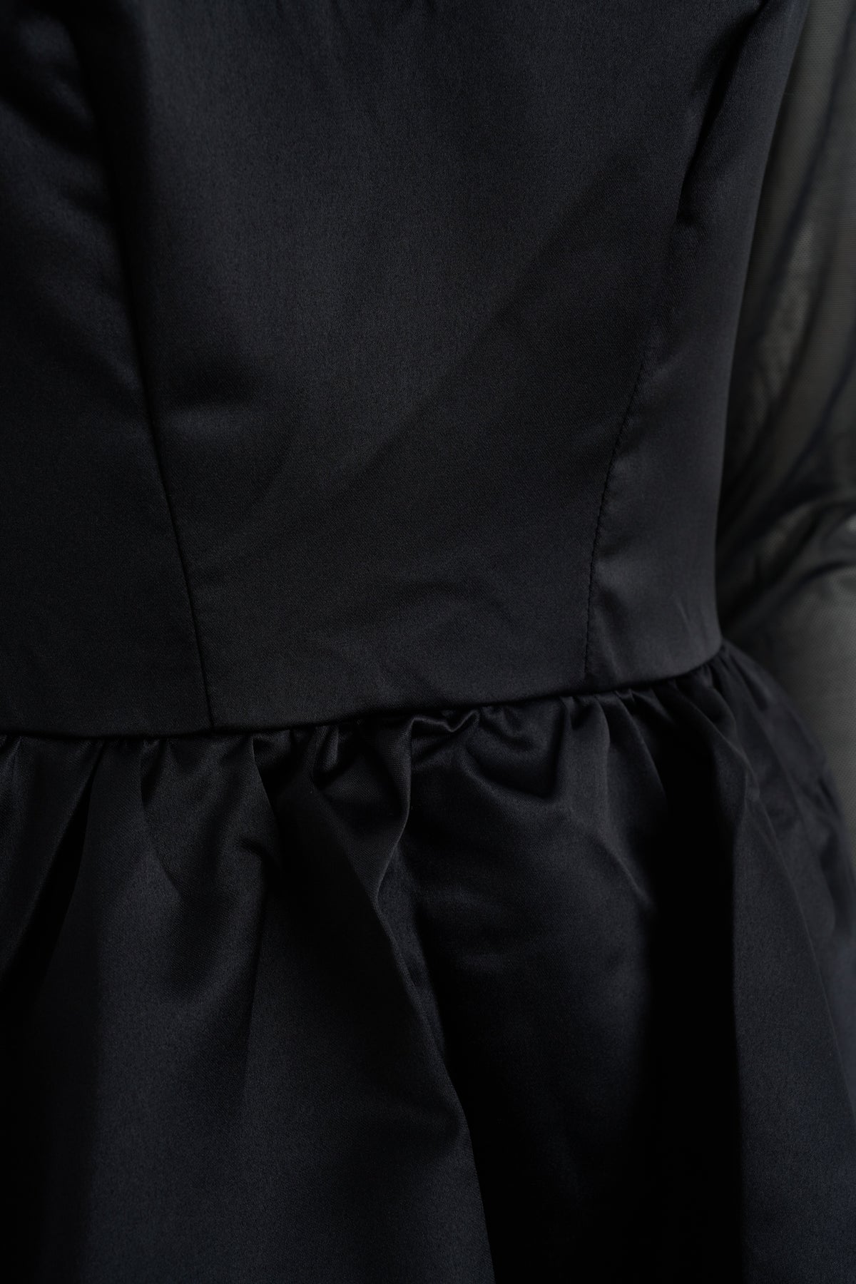 Pétale in Black