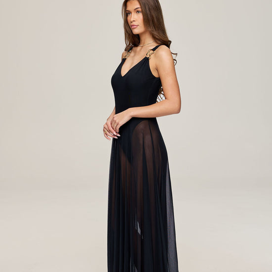 Rosevalle - Noir in black