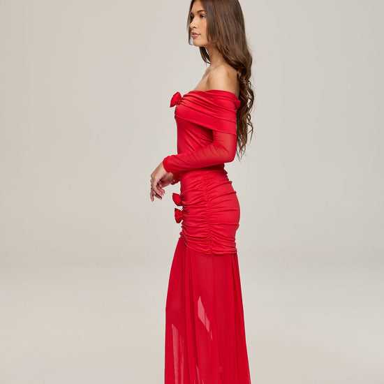 Rouge Èternel in red