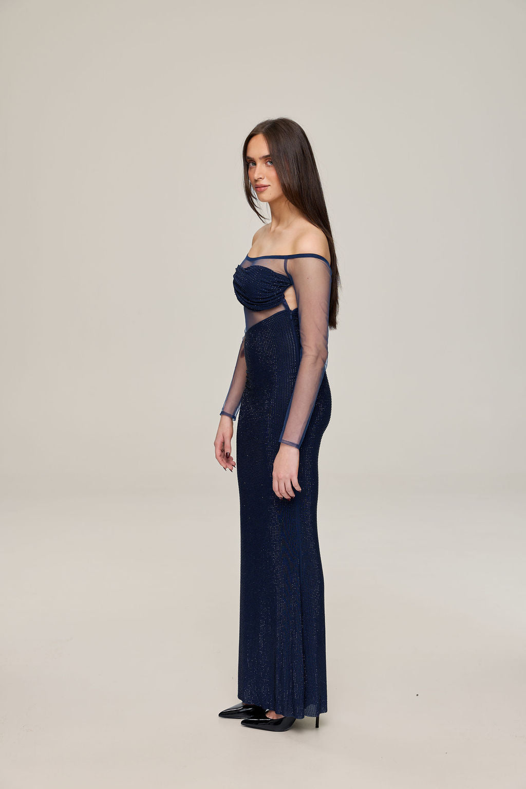 Rosalia - Noir in black