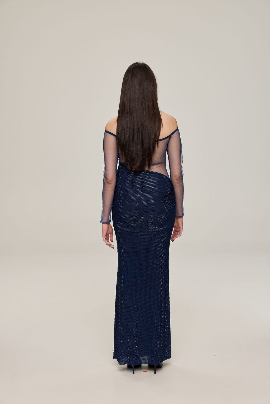 Rosalia - Noir in black