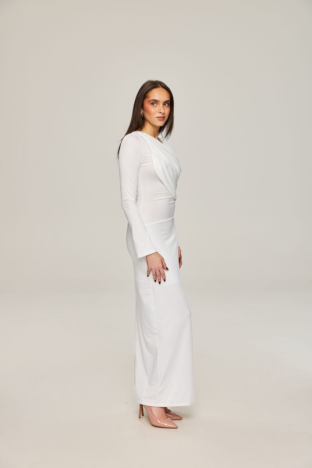 Rosalia - White in white