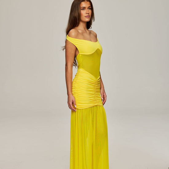 Sienna - Lemon in lemon