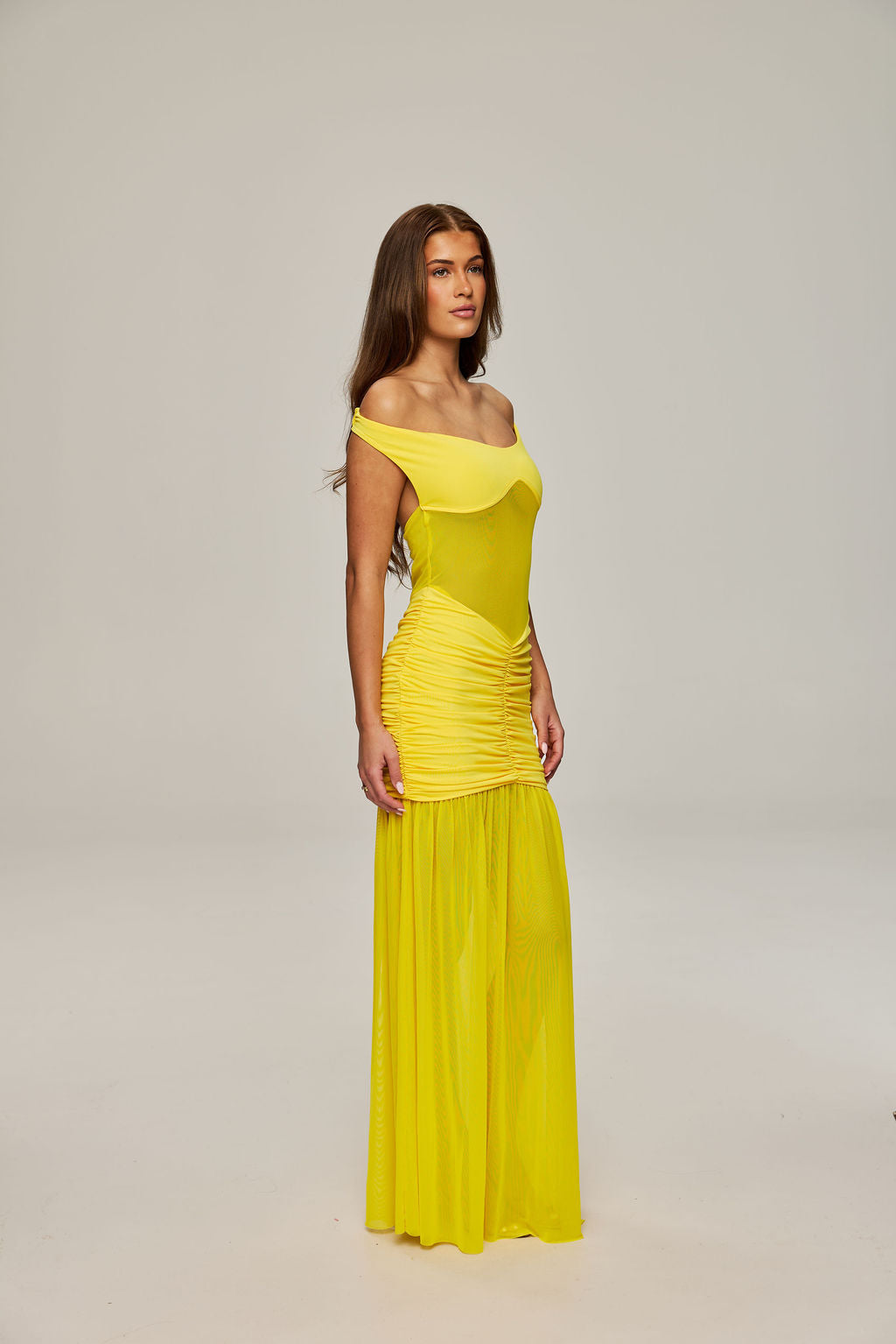 Sienna - Lemon in lemon