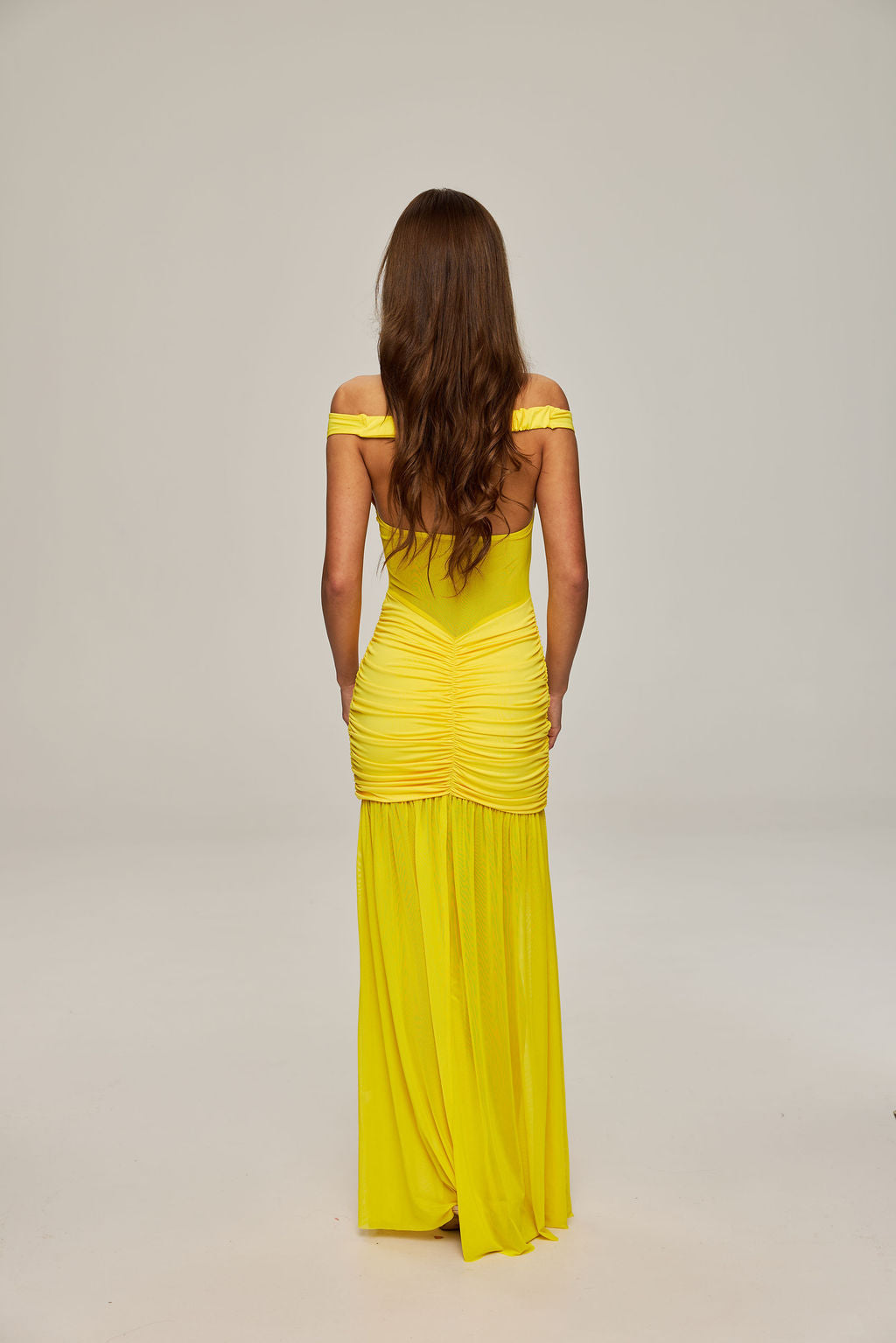 Sienna - Lemon in lemon
