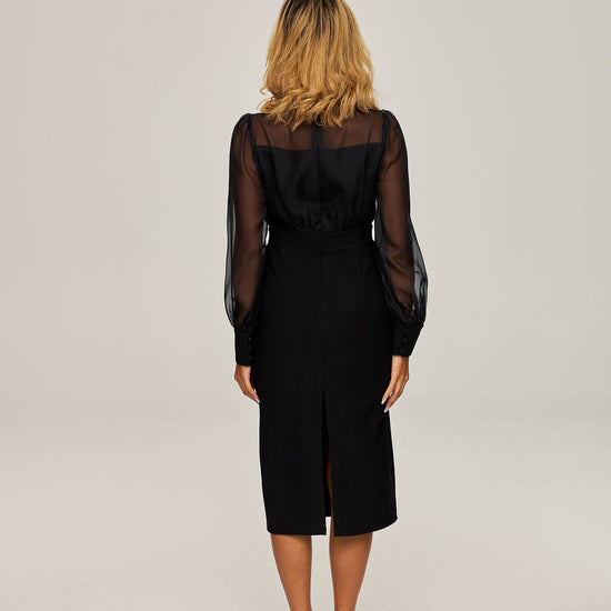 Sascha in black