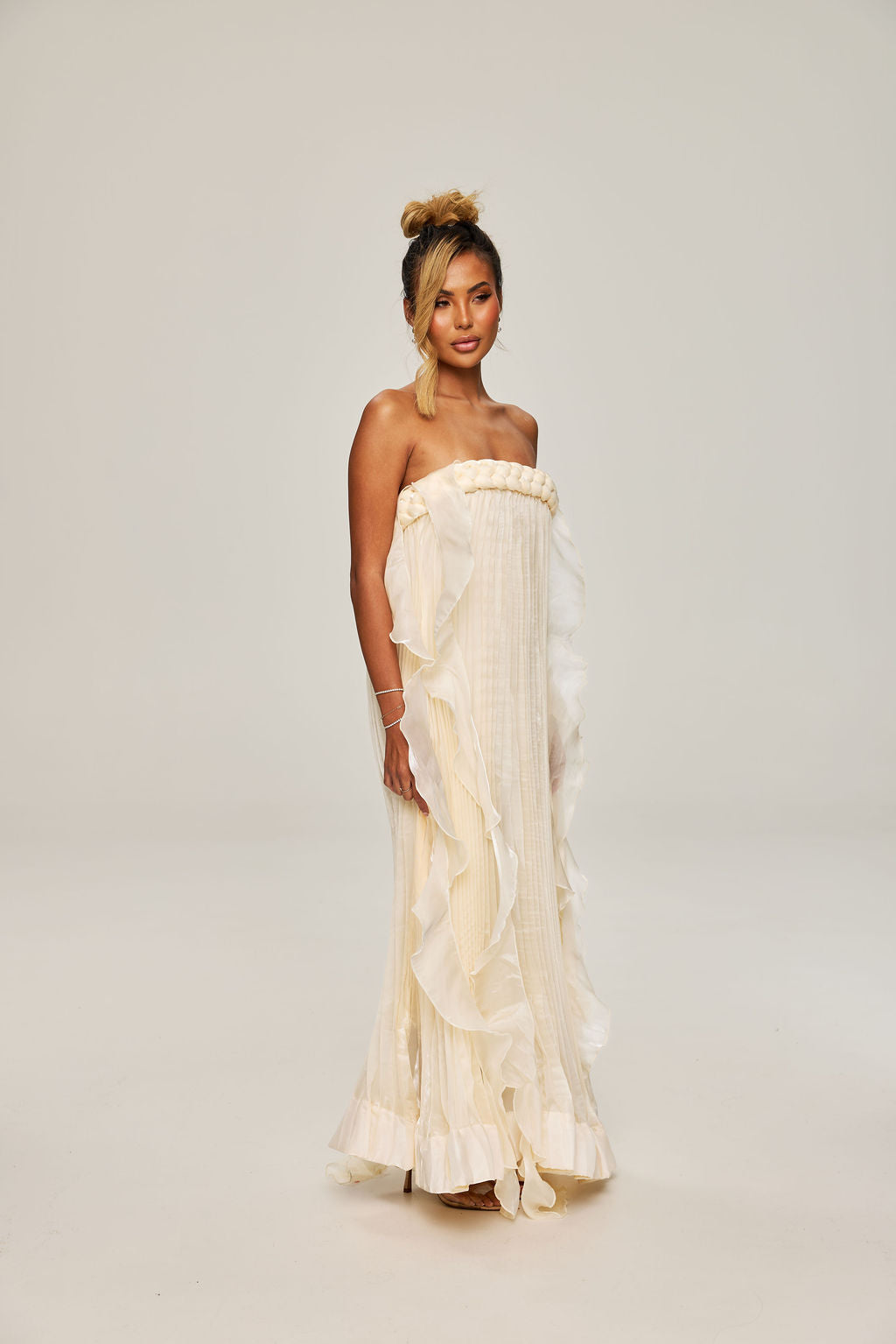 SERENA in APRICOT
