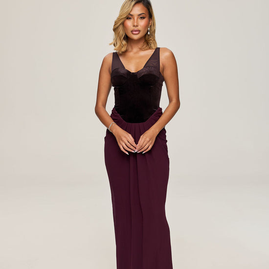 Sierra in black