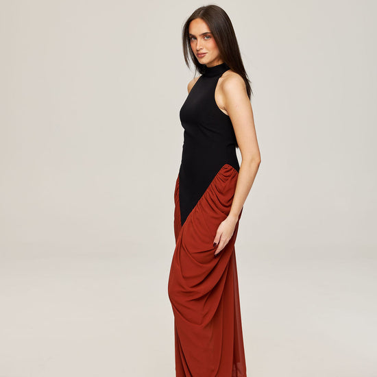 Sofya in black and red