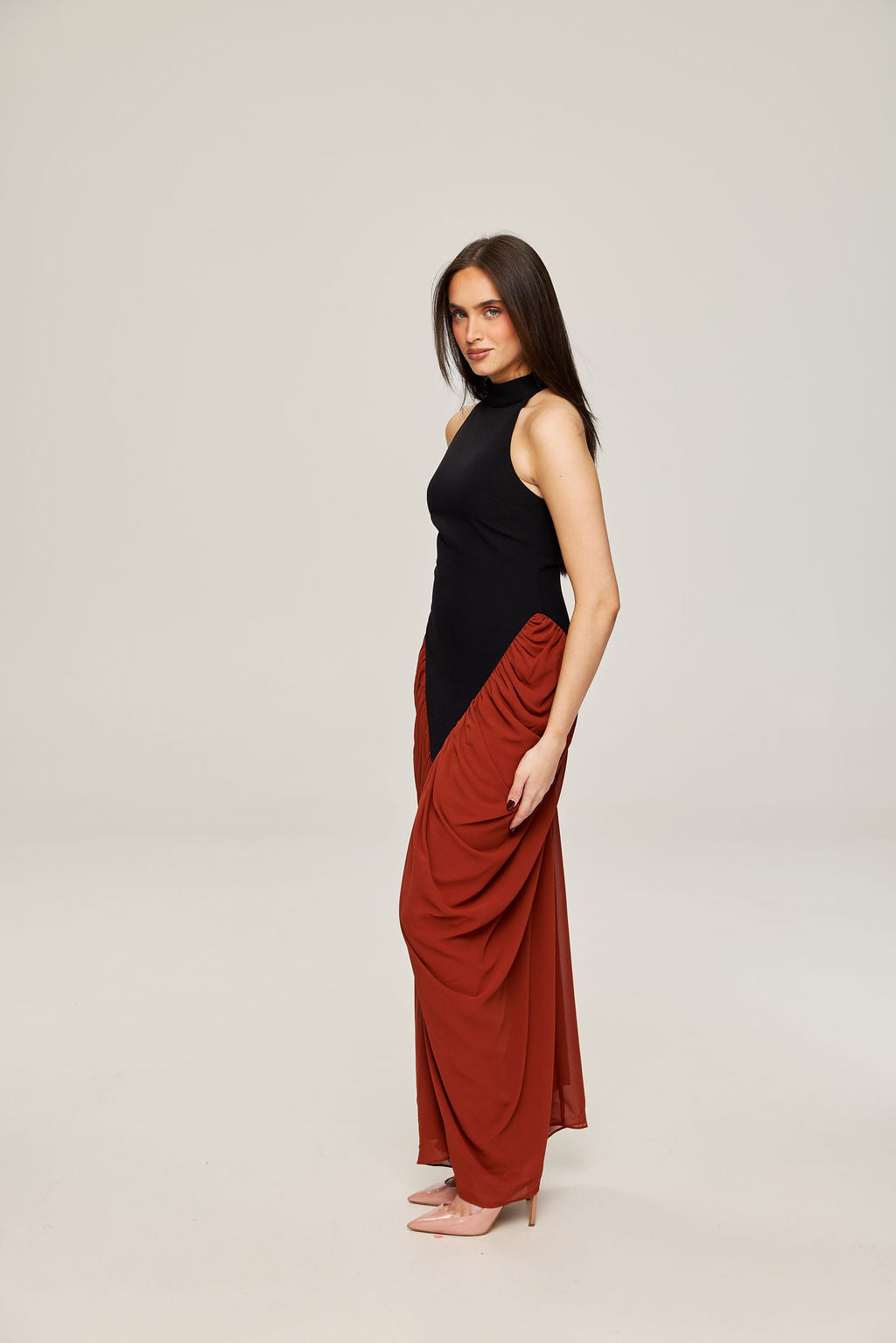 Sofya in black and red
