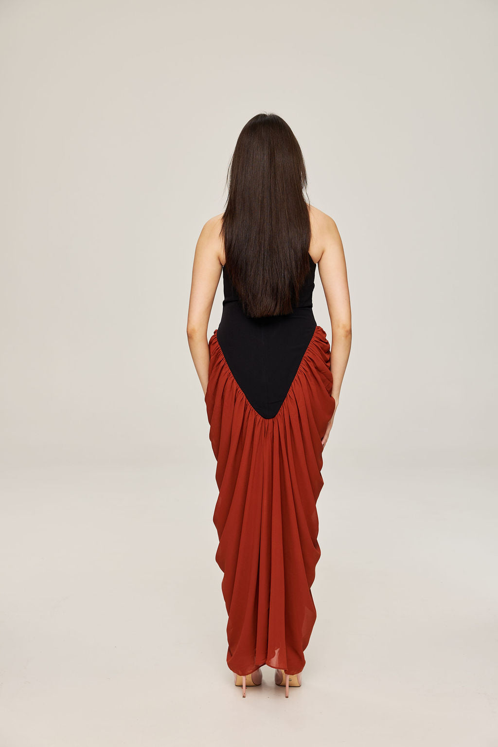 Sofya in black and red