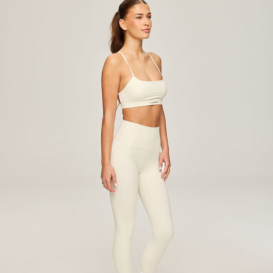 Studio Perfect Bra in Beige