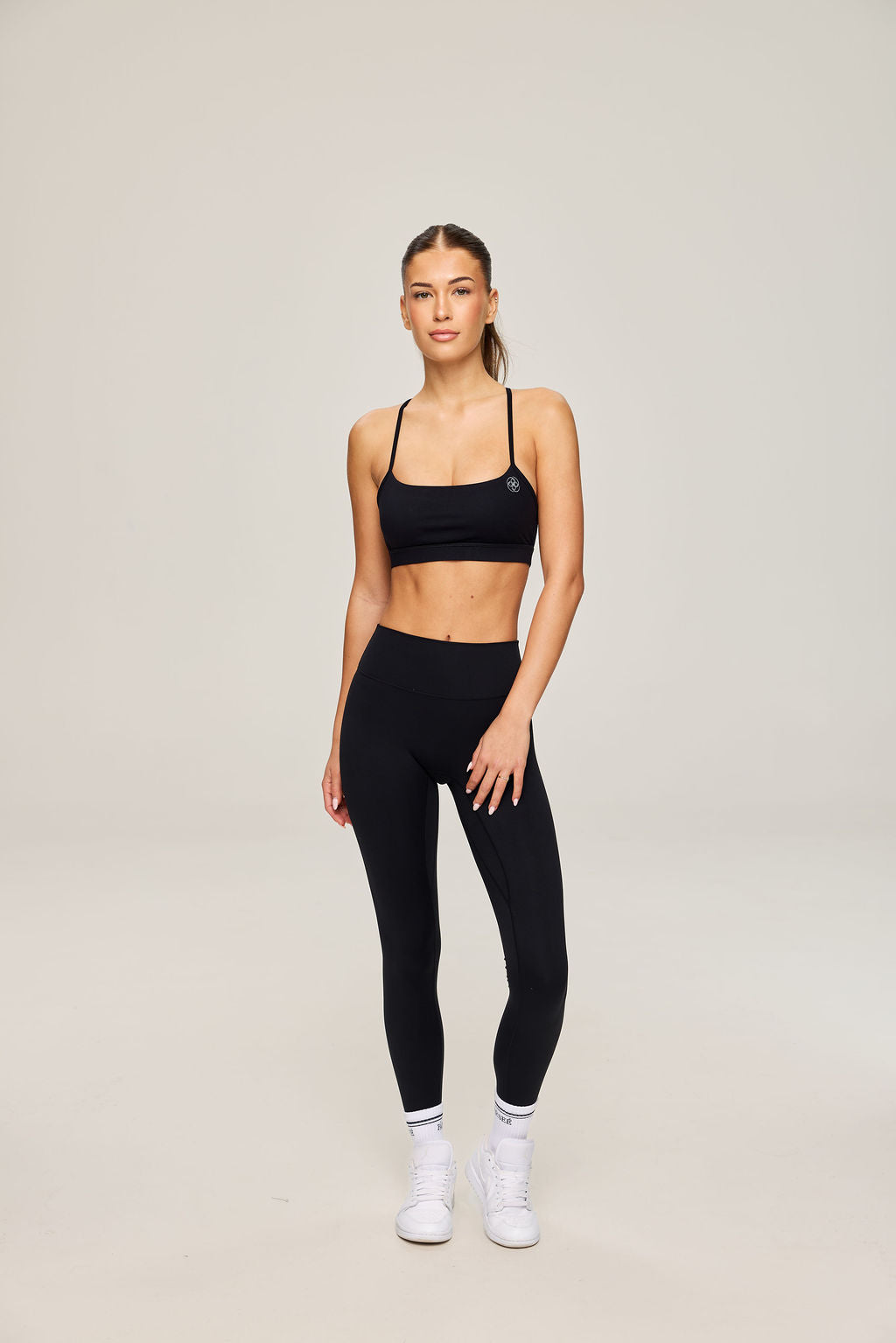 Studio Perfect Bra in Black
