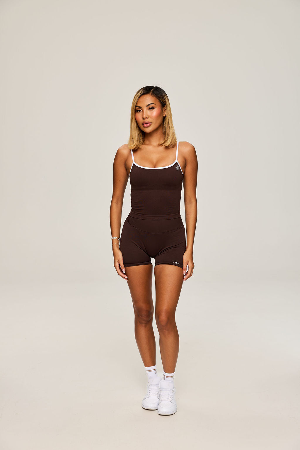 Velocity Short in Brown